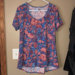 LuLaRoe Classic T-shirt, Medium